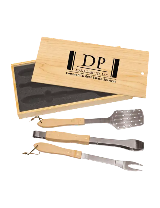 Wood BBQ Gift Set w/DP Management Logo